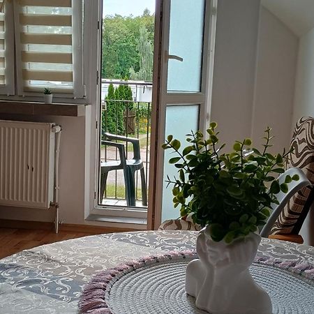Udane Wczasy Apartment Гижицко Екстериор снимка