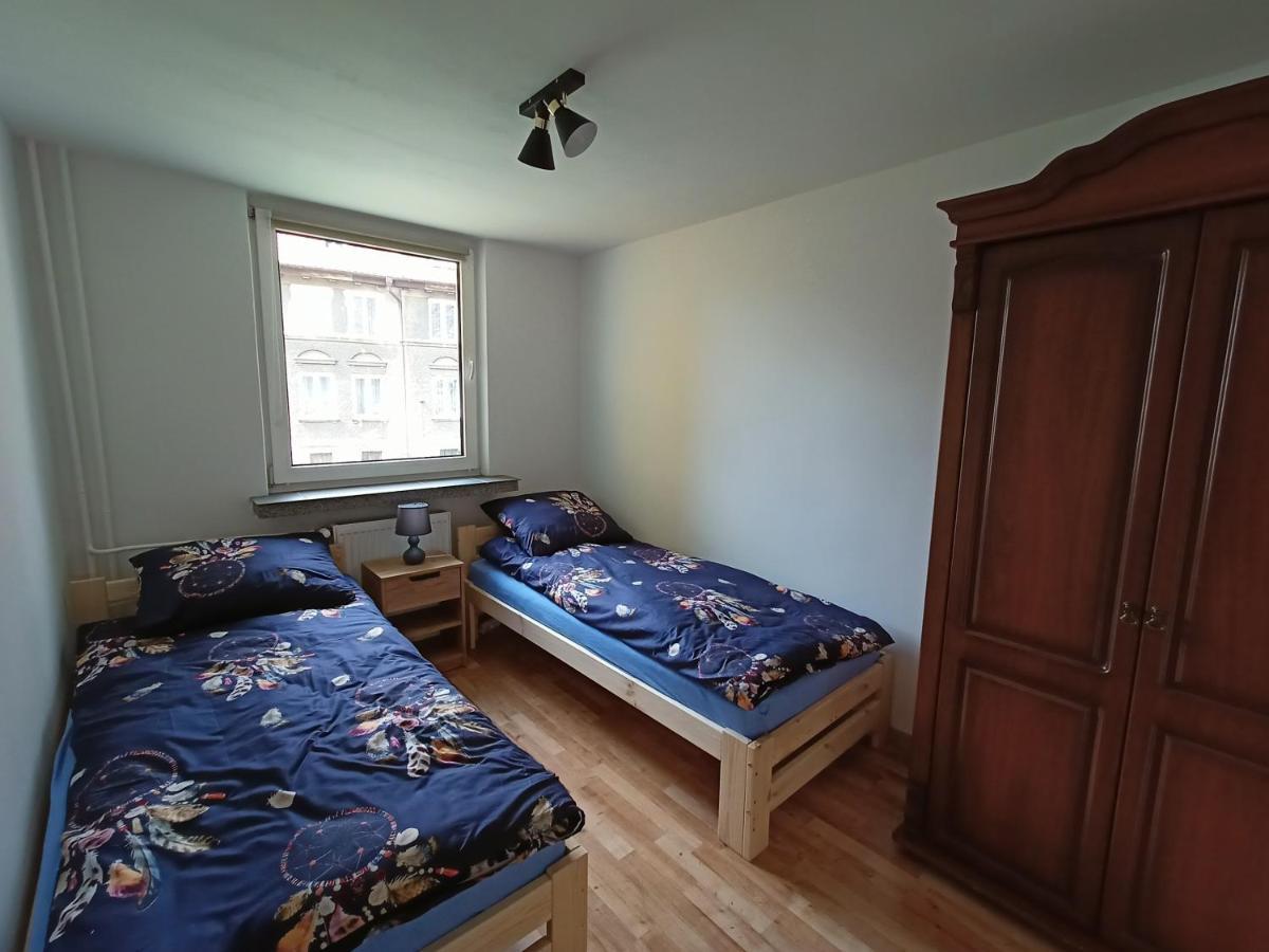 Udane Wczasy Apartment Гижицко Екстериор снимка